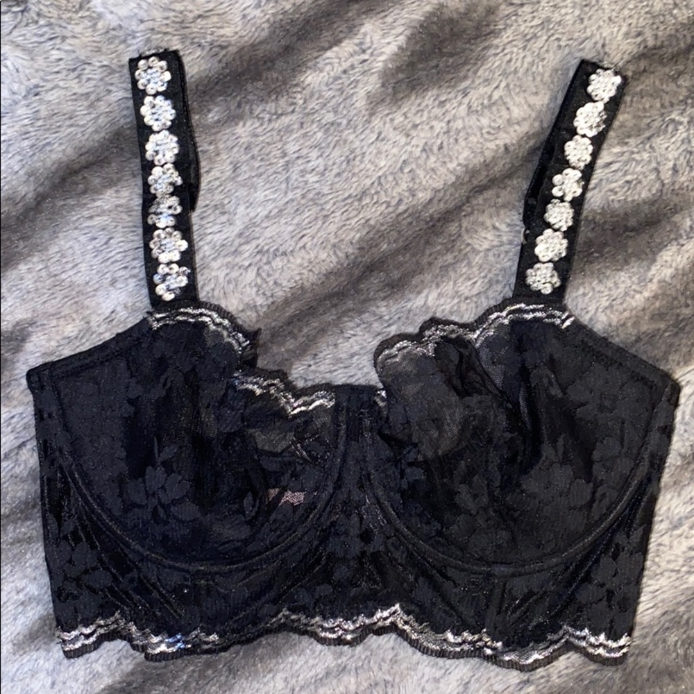 Bra